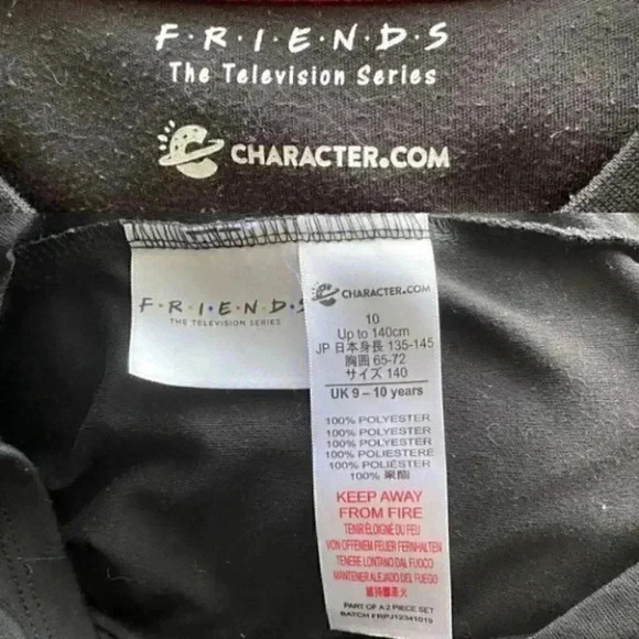 Friends T-Shirt Central Perk Graphic Print Cropped Fitted Y2K Baby Tee Black XS - Picture 11 of 16